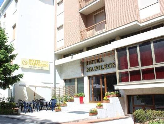 Hotel Napoleon — Pontremoli