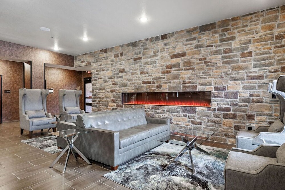 Cobblestone Hotel & Suites Mosinee - photo 7