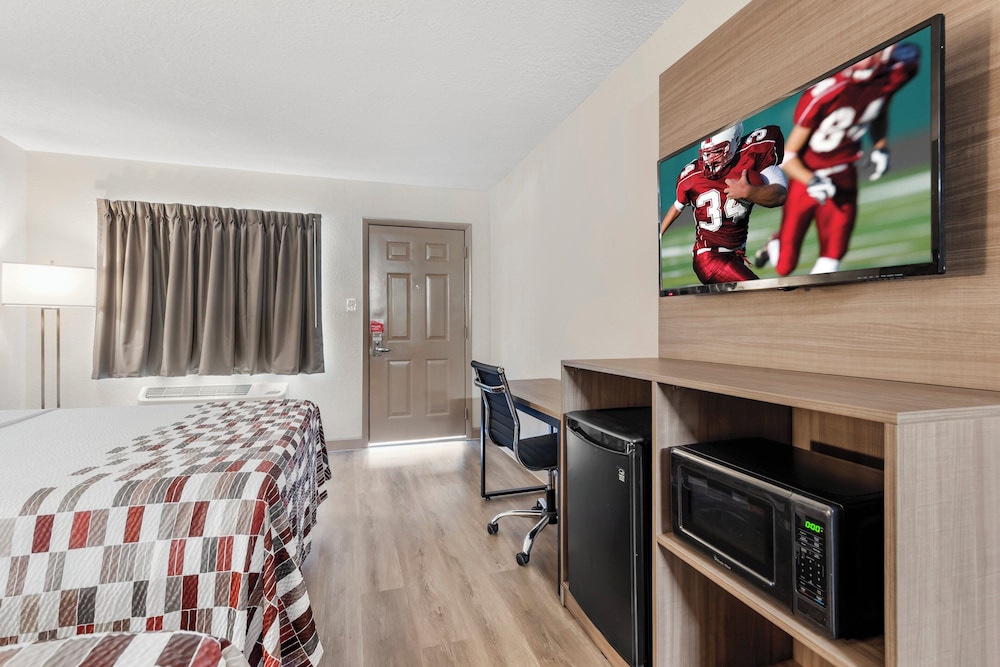 Red Roof Inn Kissimmee FL - photo 7