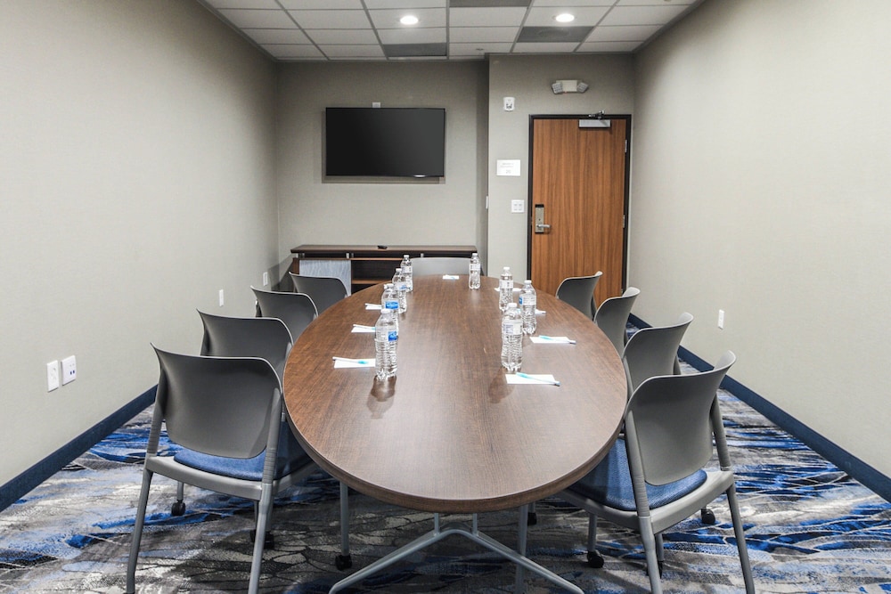 Fairfield Inn & Suites by Marriott Ontario Rancho Cucamonga - photo 43