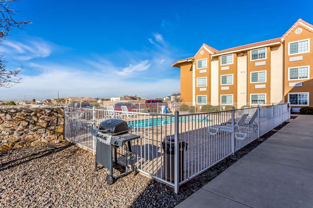 Quality Inn & Suites El Paso I 10 - photo 31