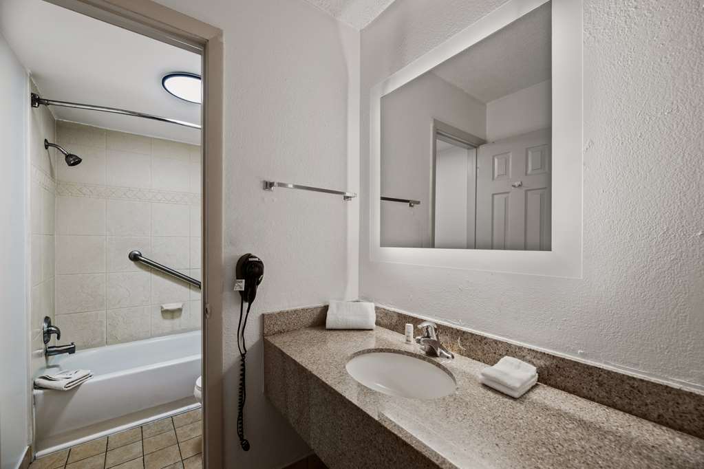Americas Best Value Inn Orlando - photo 23