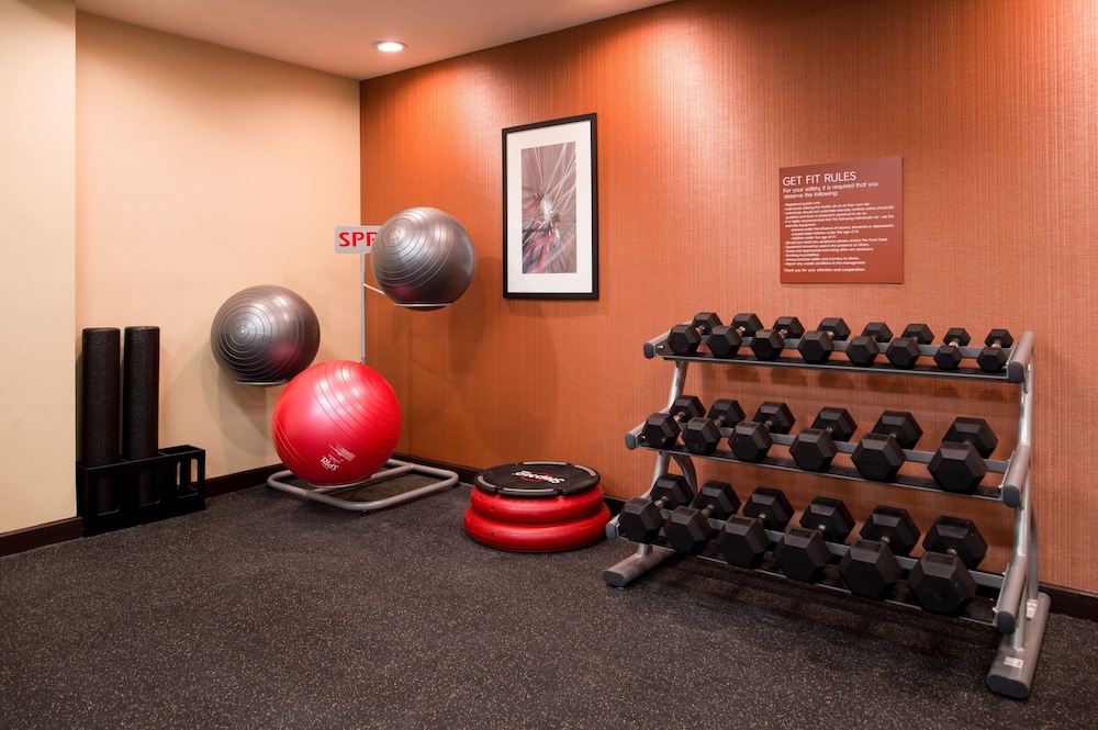 TownePlace Suites by Marriott Charleston West Ashley - photo 28