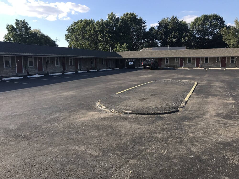 Cooper Motel Tuscola - photo 14