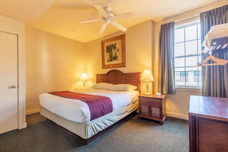 Ebb Tide Suites - photo 6