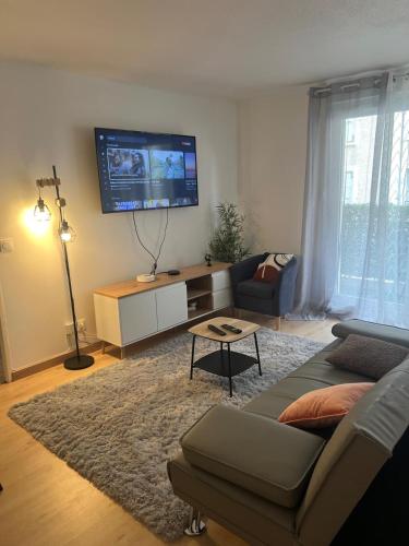 Champion Suites — hotel in Sarcelles