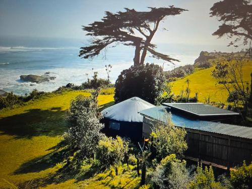 The Hole In The Rock Yurt — hotel near Westport Airport