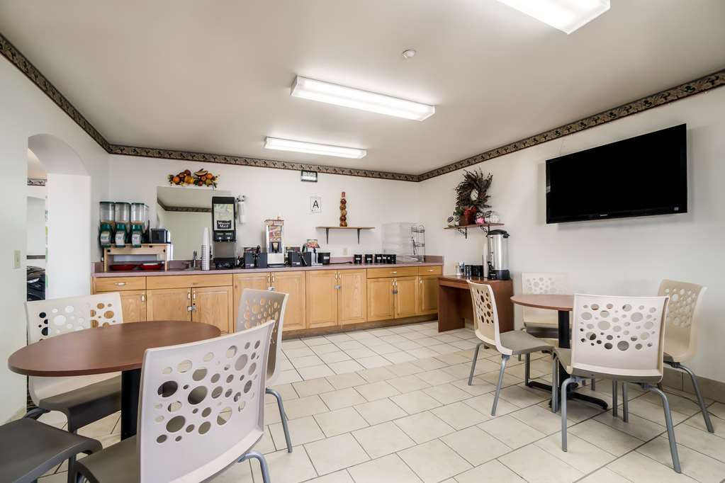 Americas Best Value Inn Green River - photo 7