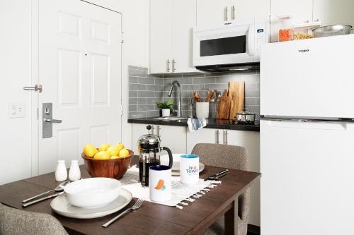 Intown Suites Extended Stay Virginia Beach Va - photo 3