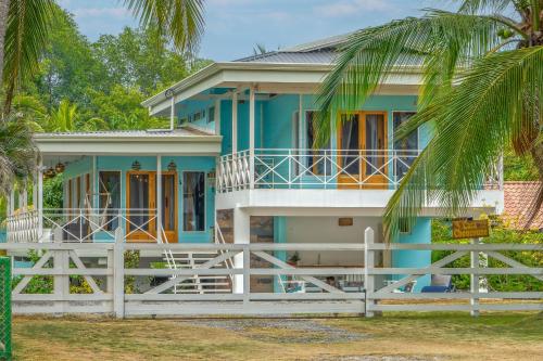 Casa Choucoune — 4-Star Luxury Hotel in Parrita, Costa Rica