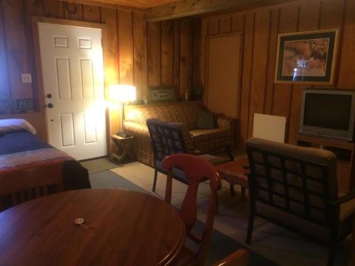 Alpine Motel - photo 65