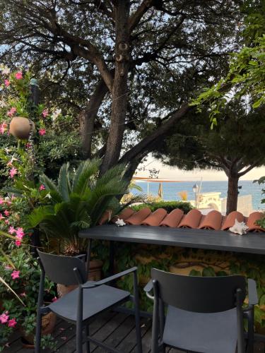 L'Oasis - carbon neutral hotel in Marseille