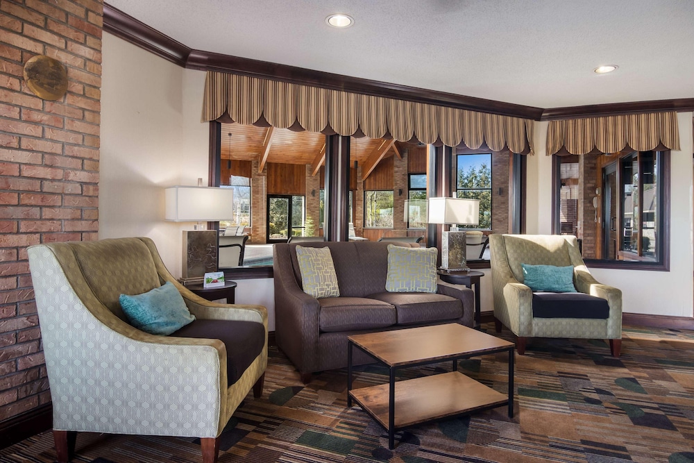 Best Western Grove City Inn - photo 2