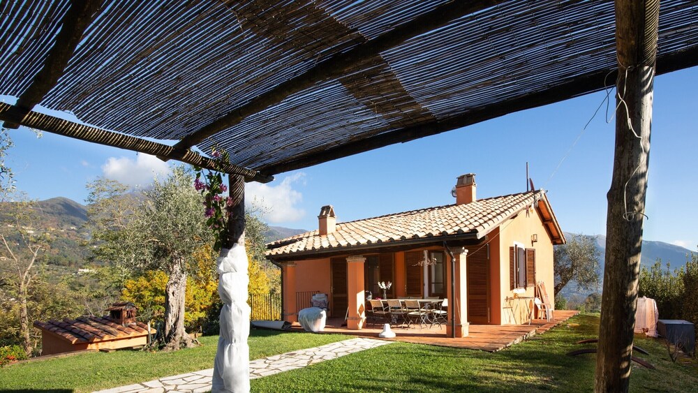 Villa Miramare — 4-Star Luxury Hotel in Camaiore, Italy
