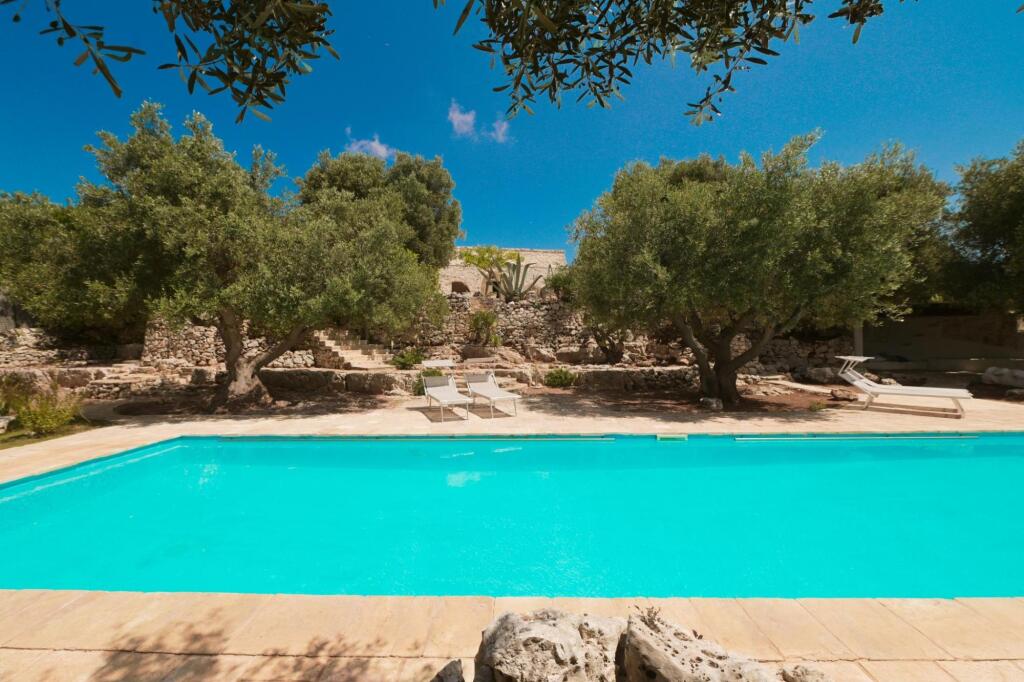 Trullo Agapanthus With Panoramic — 4-Star Luxury Hotel in Ostuni, Italy