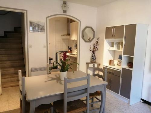 L Oustal De Flo — Florensac