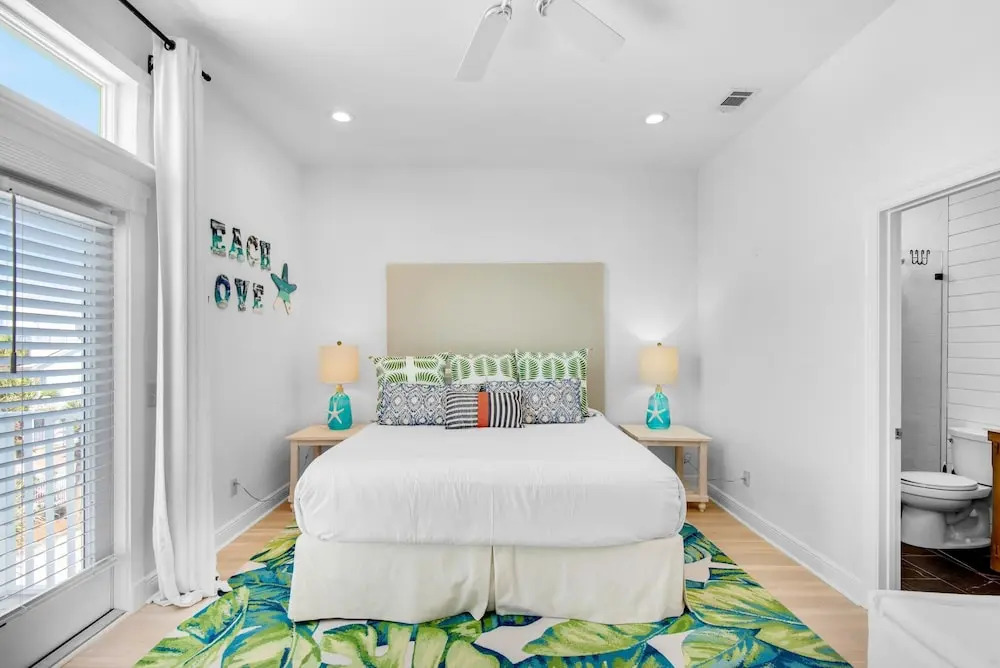 Beach Love - carbon neutral hotel in Unknown City