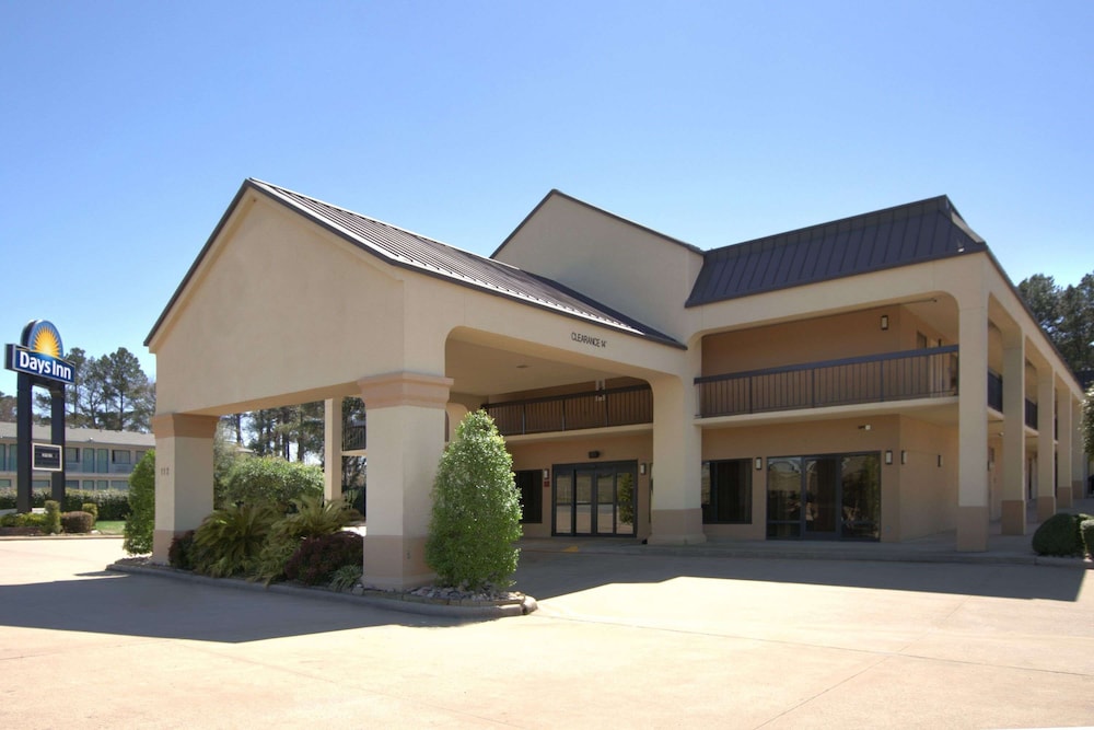 Days Inn by Wyndham Longview South - featured photo