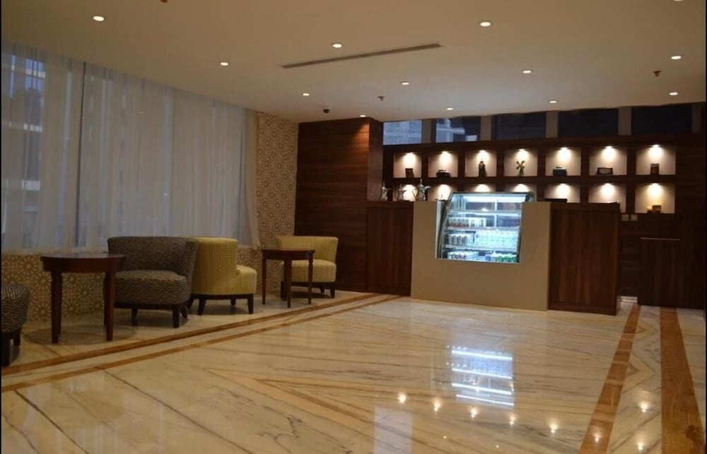 Red Avenue - carbon neutral hotel in Jeddah