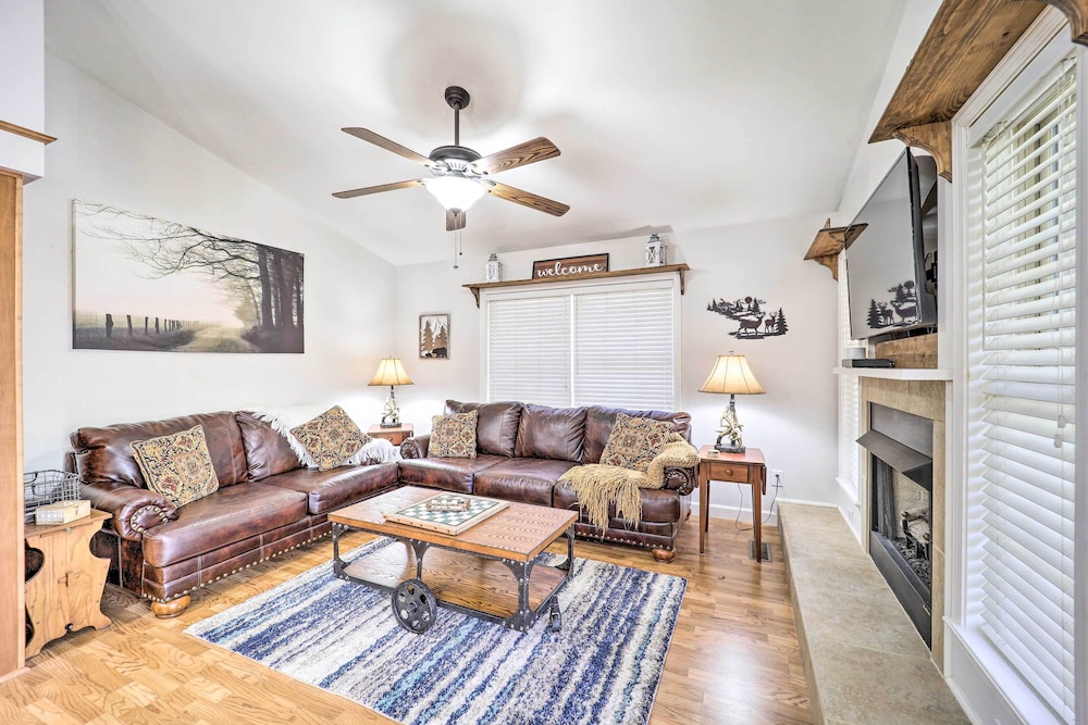 Mountain Getaway Home in a Resort Community — hotel in Newland