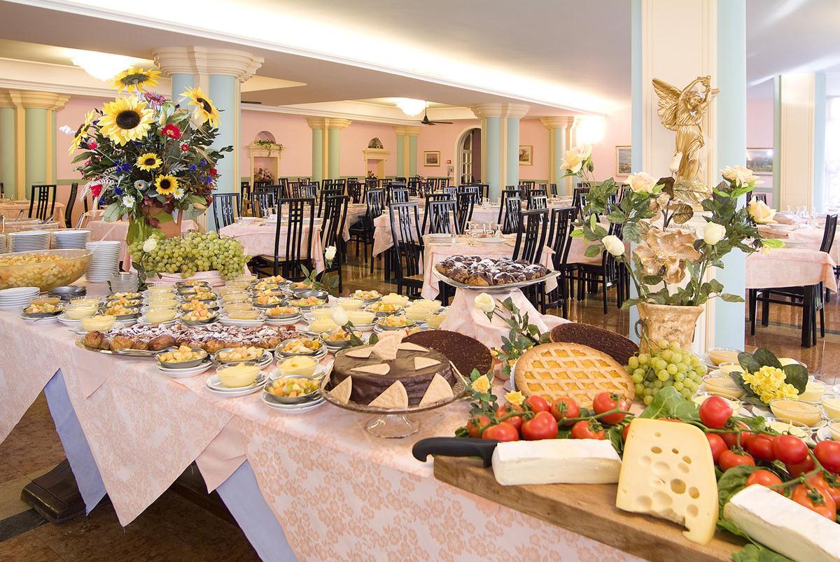 Hotel Royal & Hotel Palme & Suite in Garda, Italy