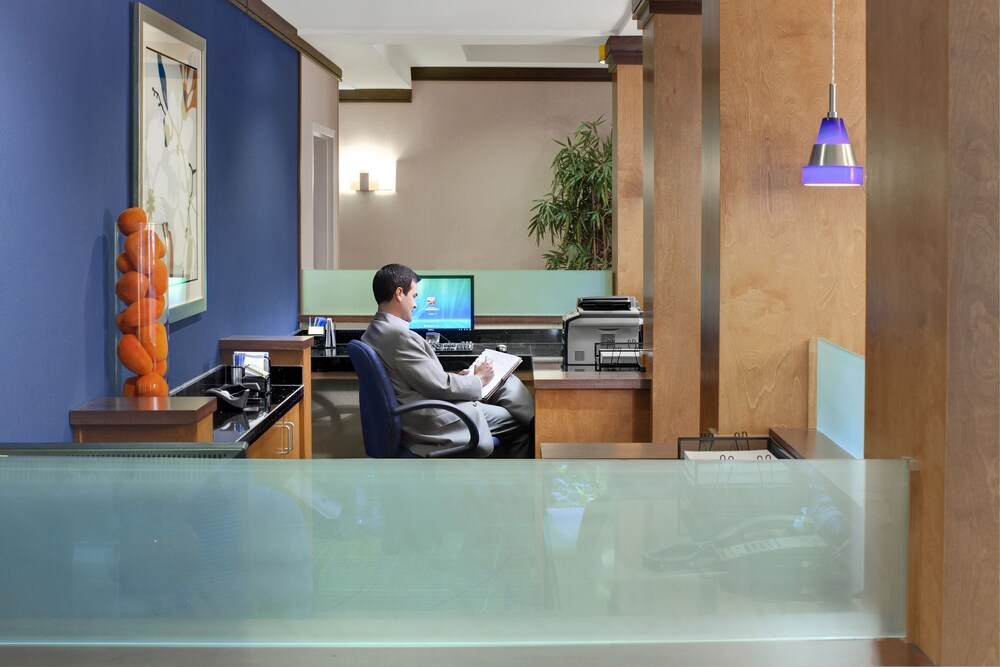 Fairfield Inn & Suites by Marriott Texarkana - photo 54