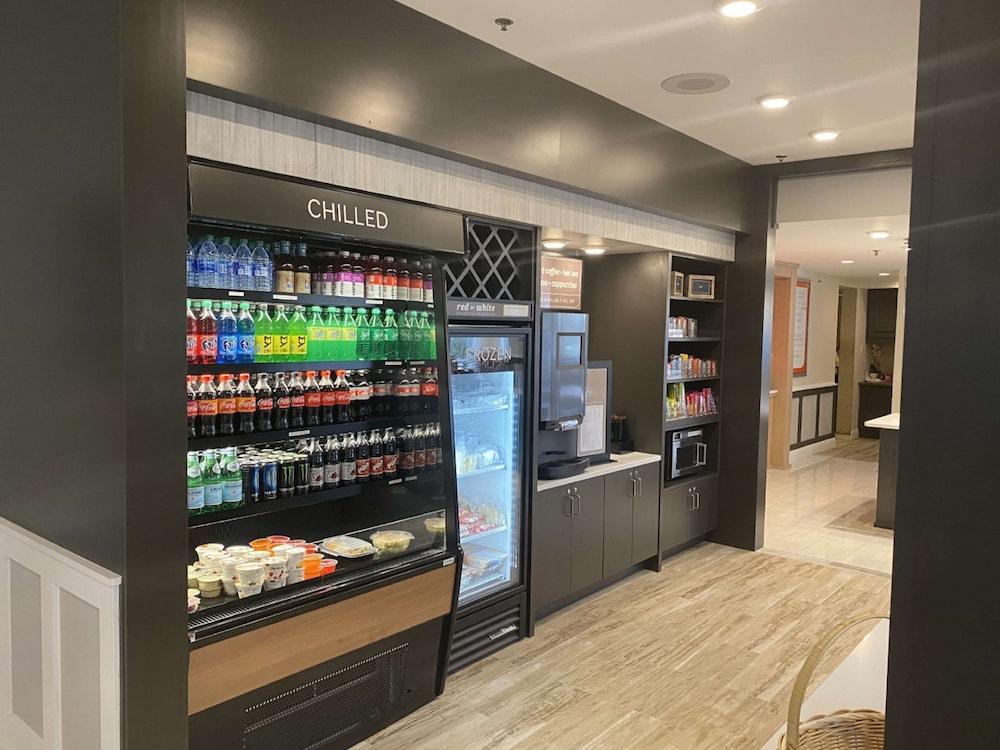 Hilton Garden Inn Columbia - photo 41