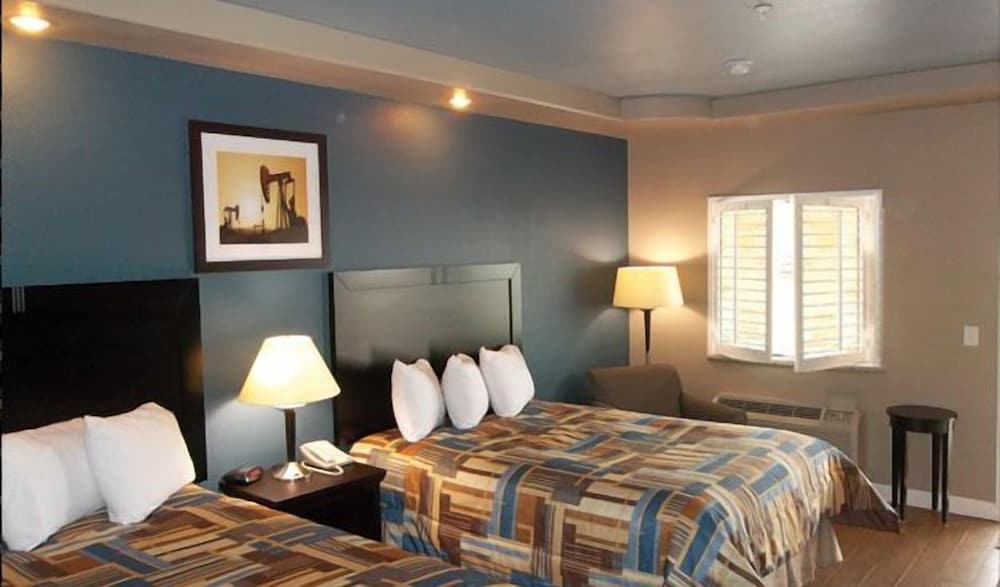 Black Gold Inn - photo 8