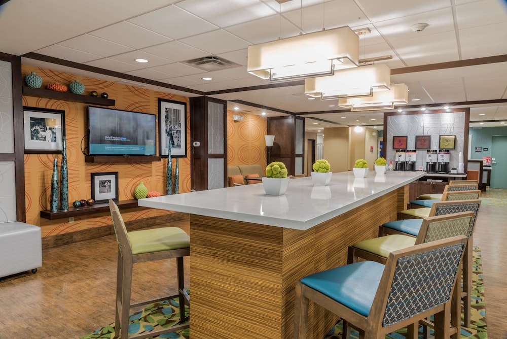 Hampton Inn Lake Charles - photo 6