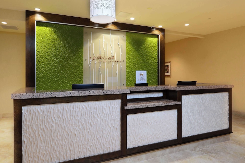 Hilton Garden Inn Greensboro Airport - photo 6