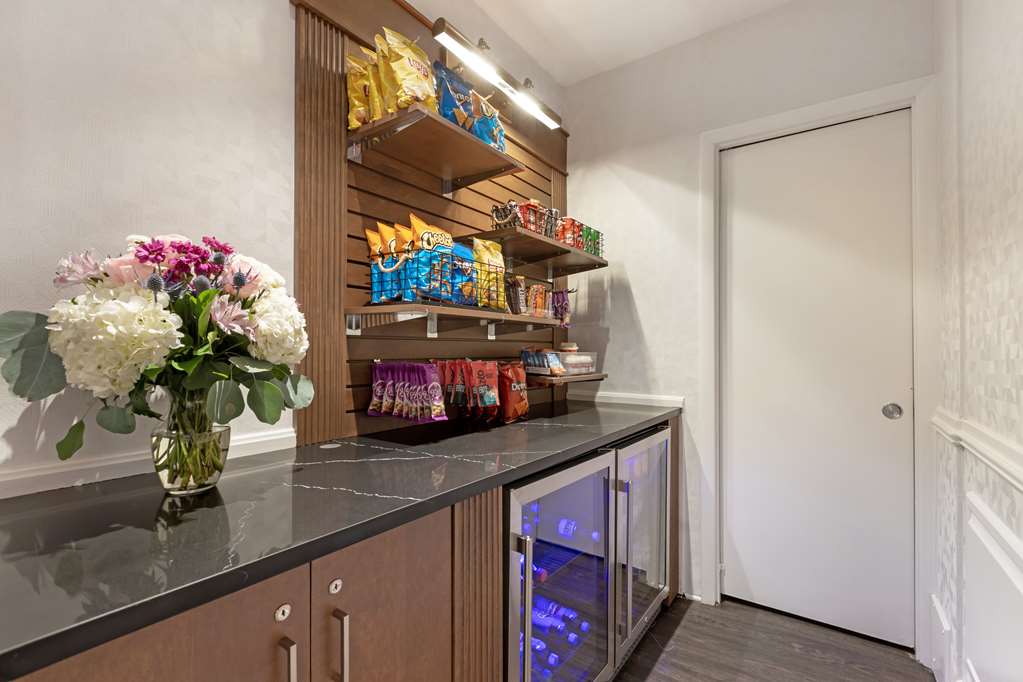 Best Western Plus Hawthorne Terrace Hotel - photo 68