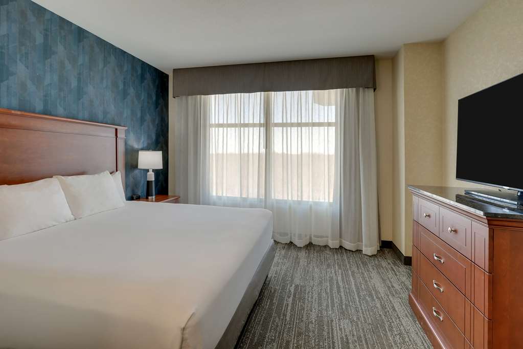 Drury Plaza Hotel Mt. Vernon - photo 17