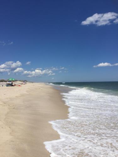 Bellport Village Gem — hotel near Long Island MacArthur Airport