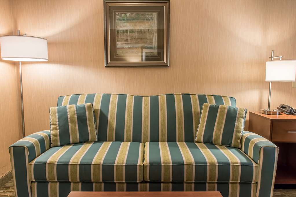 Quality Inn Bedford - photo 13