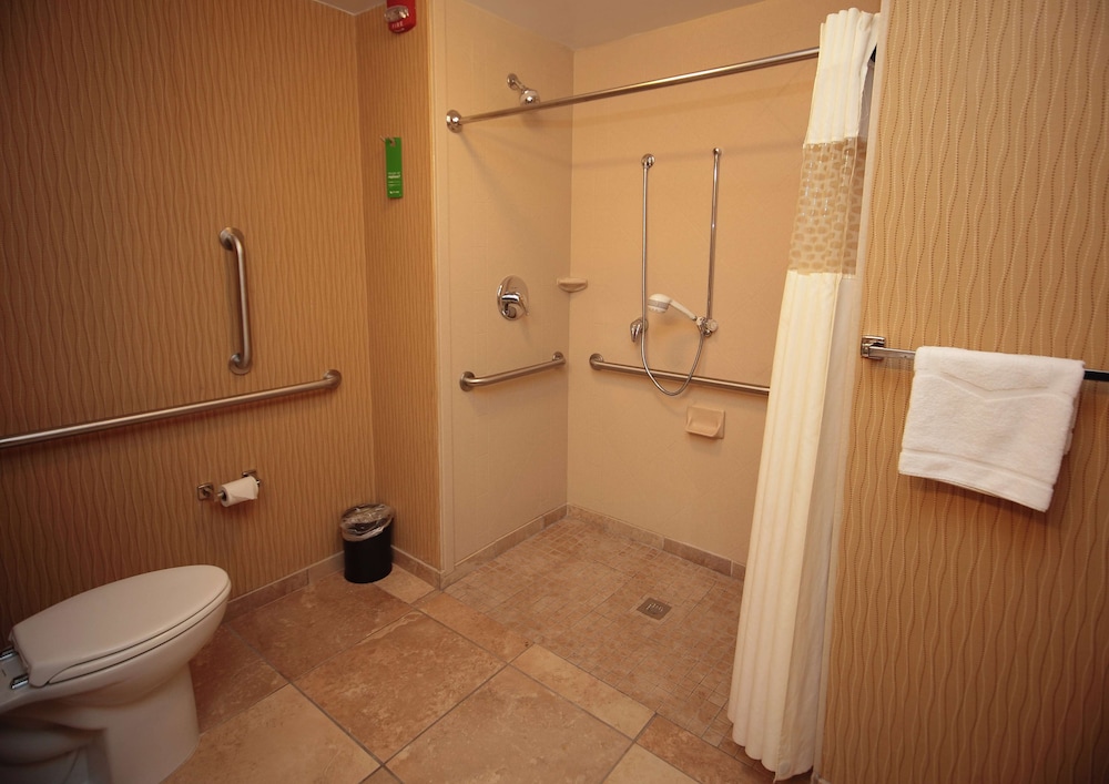 Hampton Inn Milan - photo 8