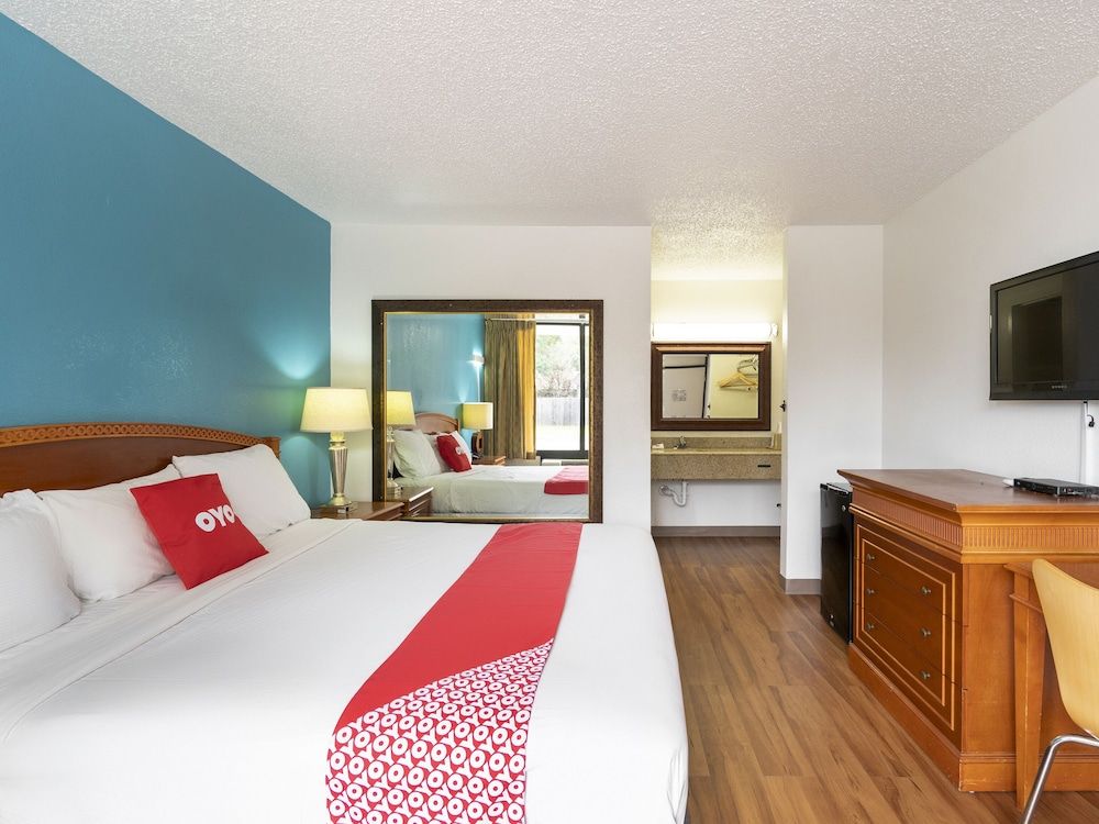 OYO Hotel Bossier City LA Red River - photo 21