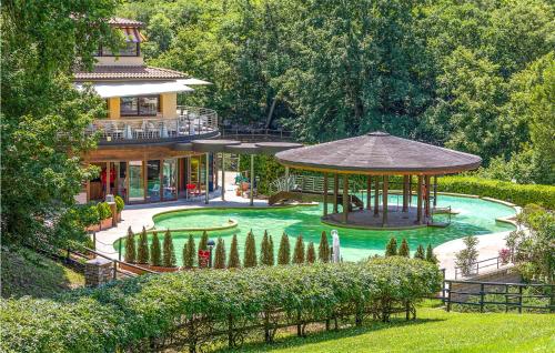 Anticheterme Trilocale — 4-Star Luxury Hotel in Sorano, Italy