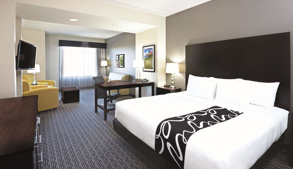 La Quinta Inn & Suites by Wyndham Billings - photo 21
