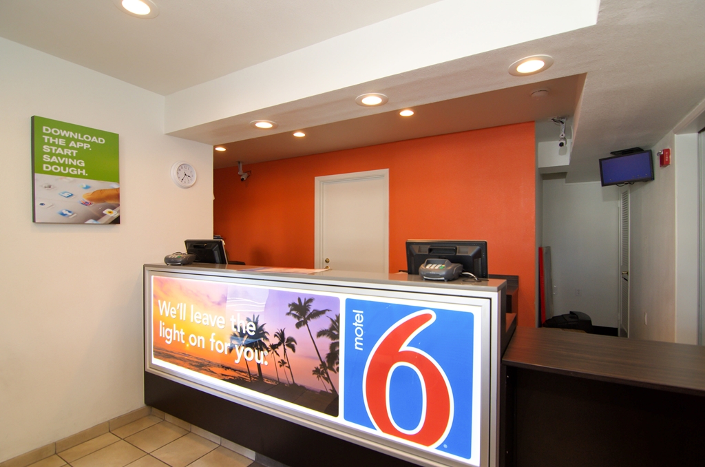 Motel 6 North Palm Springs CA North - photo 24