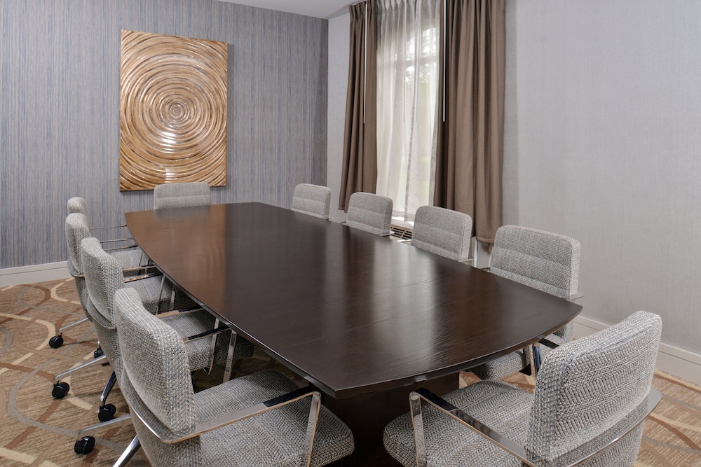 Holiday Inn Express Hotel & Suites Lafayette by IHG - photo 33