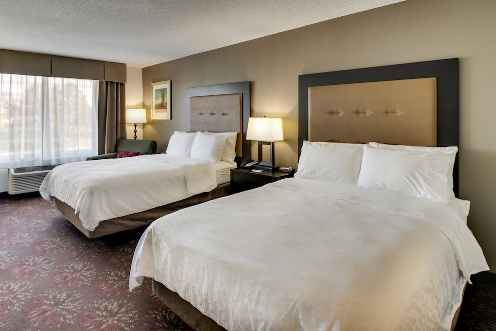 Holiday Inn Express Hotel & Suites Lancaster Lititz by IHG - photo 27