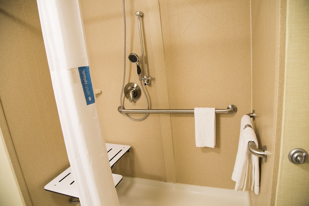 Hampton Inn & Suites Sharon - photo 49