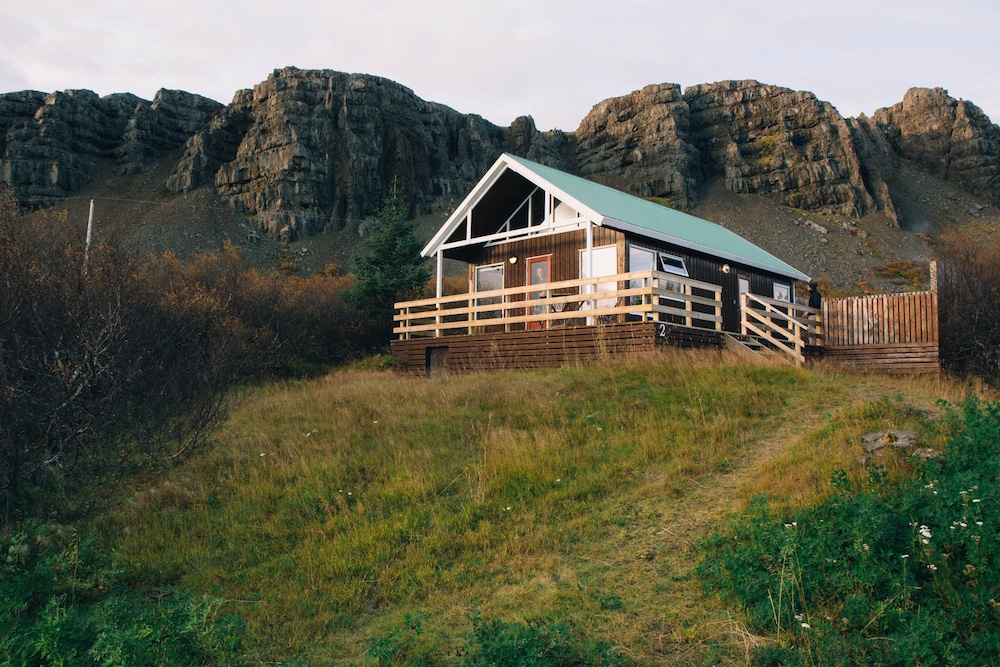 Mulakot Cosy Cabins