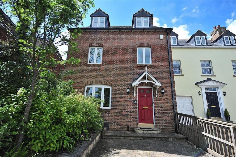 1 Woodroffe Meadow in Lyme Regis, United Kingdom