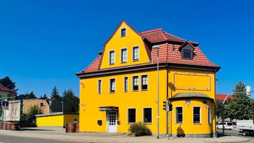 Deckert's Hotel & Restaurant — hotel in Eisleben Lutherstadt
