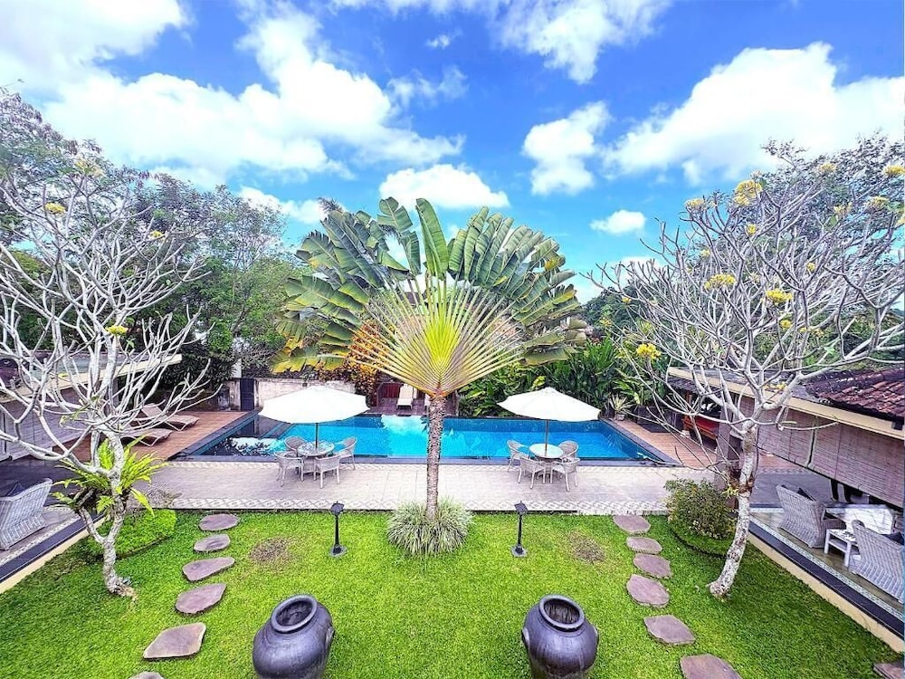 Villa Nirvana — 4-Star Luxury Hotel in Ubud, Indonesia