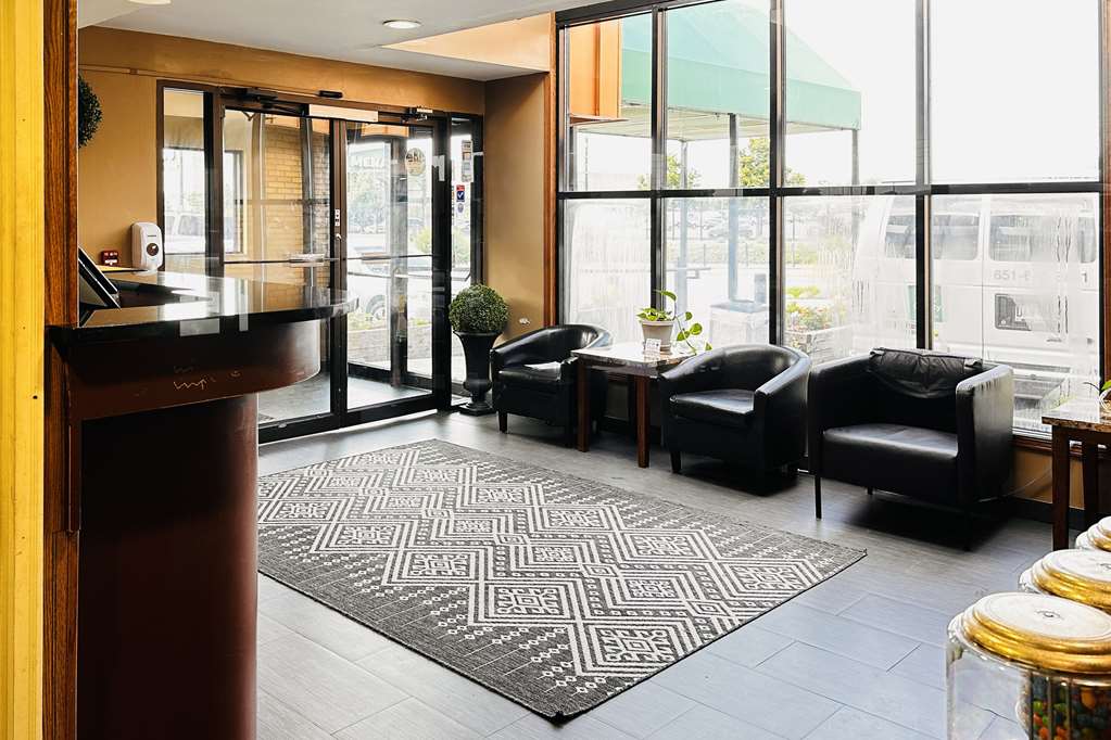 Quality Inn St. Paul Minneapolis Midway - photo 4
