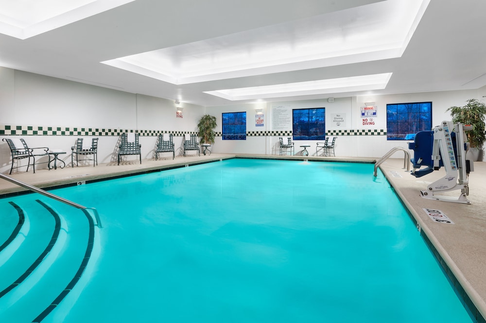 Holiday Inn Hotel & Suites Raleigh Cary by IHG — hotel in Cary