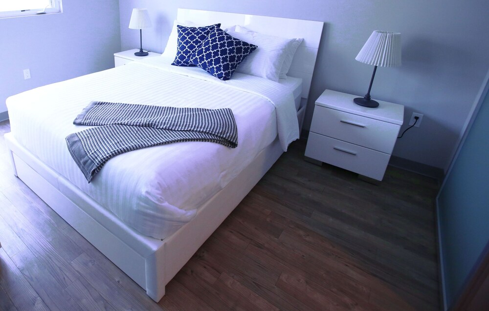 Hollywood Central Suites - photo 16