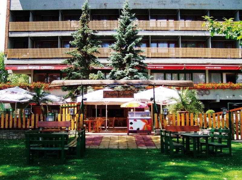 Monte Christo - carbon neutral hotel in Budapest
